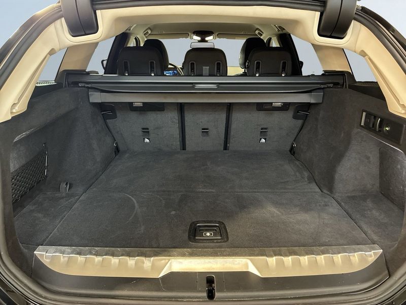 BMW 330 bild 12