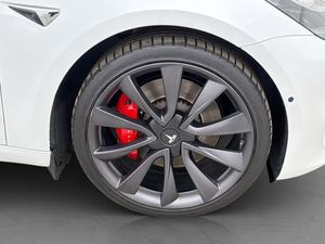 Tesla Model 3 bild 34