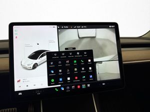 Tesla Model 3 bild 24