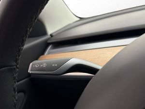 Tesla Model 3 bild 20