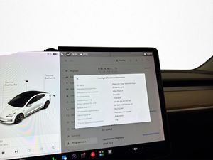 Tesla Model 3 bild 29