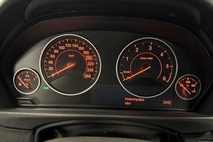 BMW 320 bild 7