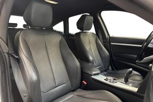 BMW 320 bild 13