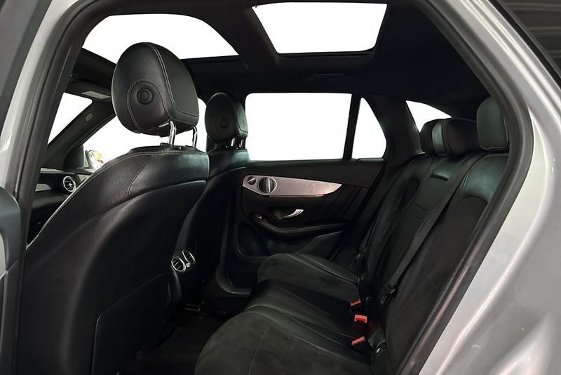 Mercedes GLC220 bild 15