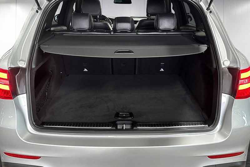Mercedes GLC220 bild 18