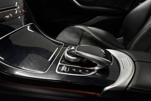 Mercedes GLC220 bild 9