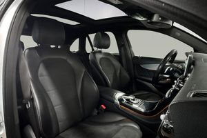 Mercedes GLC220 bild 13