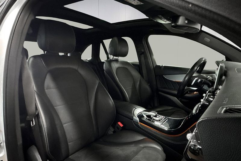 Mercedes GLC220 bild 13