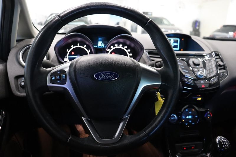 Ford Fiesta bild 13