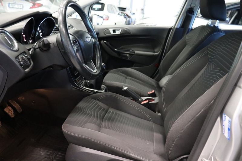 Ford Fiesta bild 8