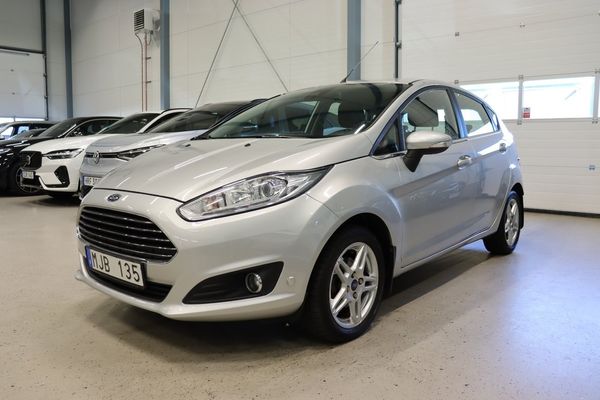 Ford Fiesta 5-dörrar 1.0 Titanium Kamrembytt 80hk - 2014