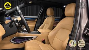 Jaguar F-Pace bild 6