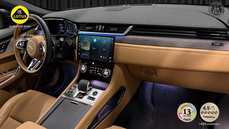 Jaguar F-Pace bild 8
