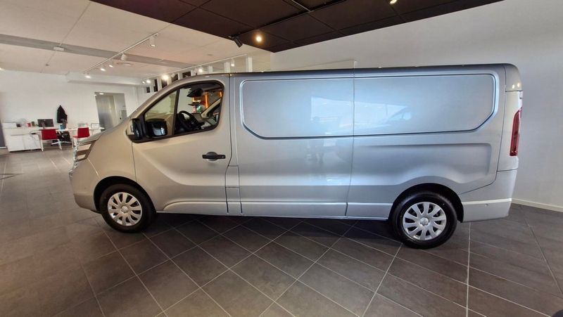 Nissan Primastar bild 4