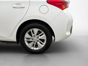 Toyota Auris bild 30