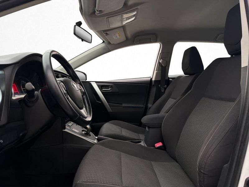 Toyota Auris bild 11