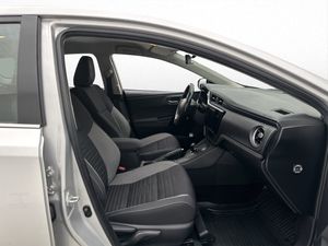 Toyota Auris bild 20