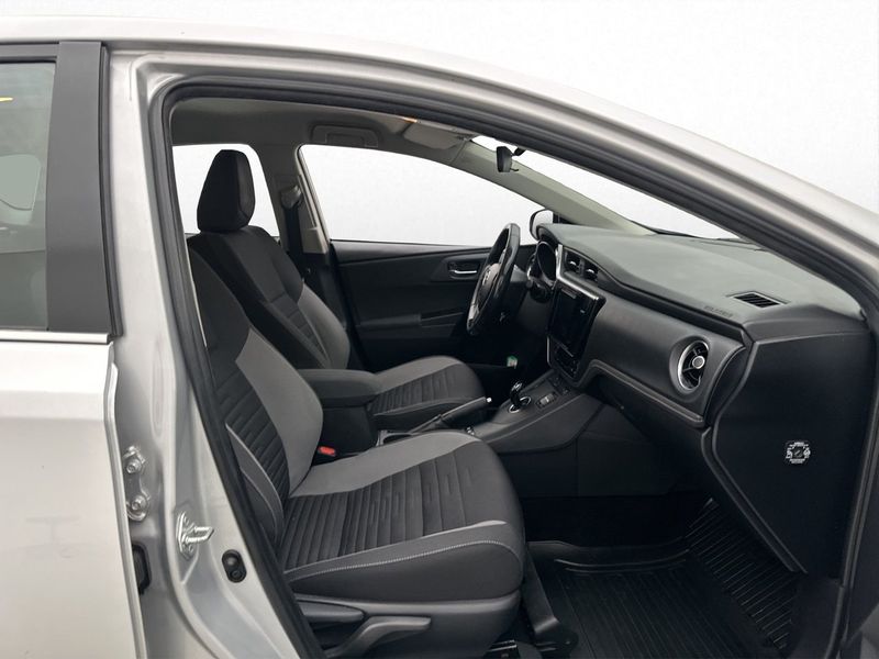 Toyota Auris bild 20