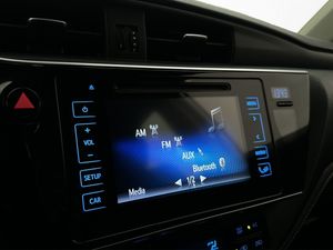 Toyota Auris bild 17