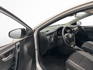 Toyota Auris bild 10