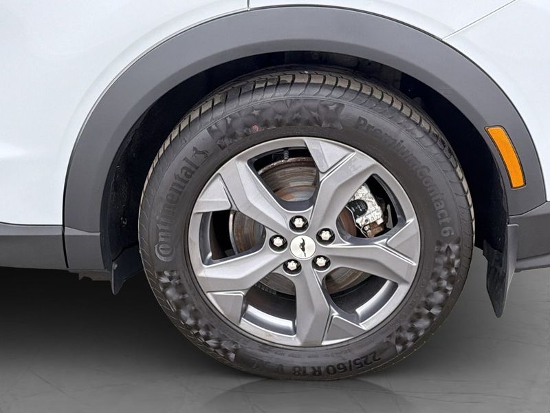 Ford Mustang Mach-E bild 33
