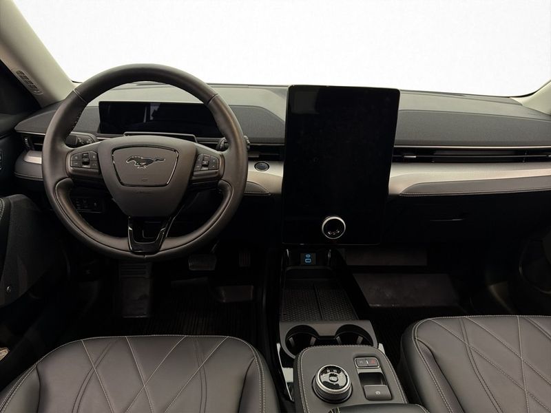 Ford Mustang Mach-E bild 14