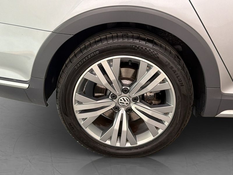 Volkswagen Passat bild 34