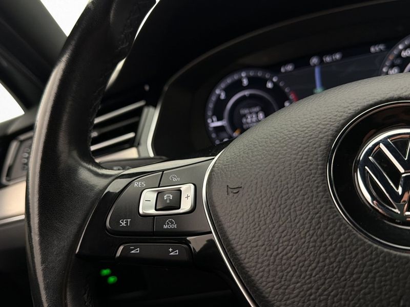Volkswagen Passat bild 15