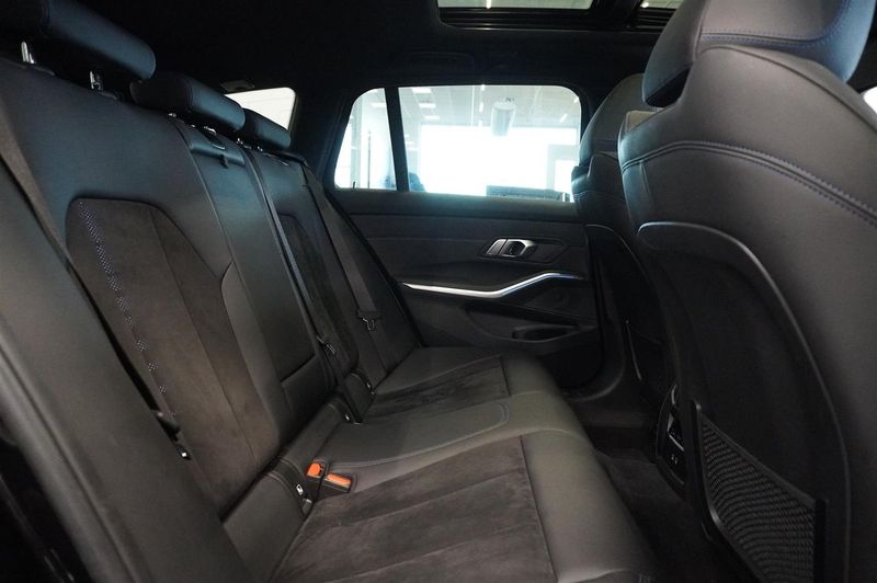 BMW 320 bild 13