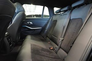 BMW 320 bild 12