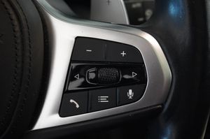 BMW 320 bild 10