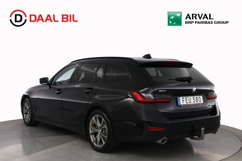 BMW 330 bild 8