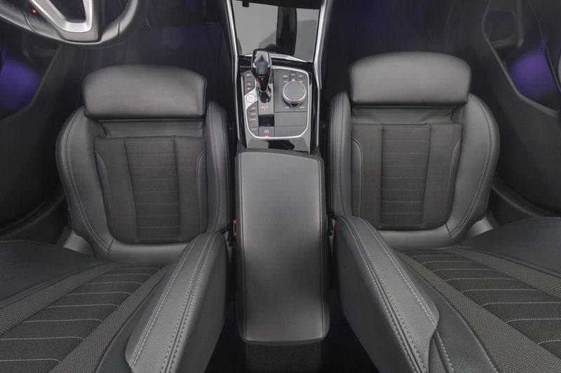BMW 330 bild 14