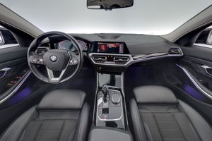 BMW 330 bild 13