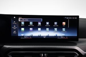 BMW i4 bild 18