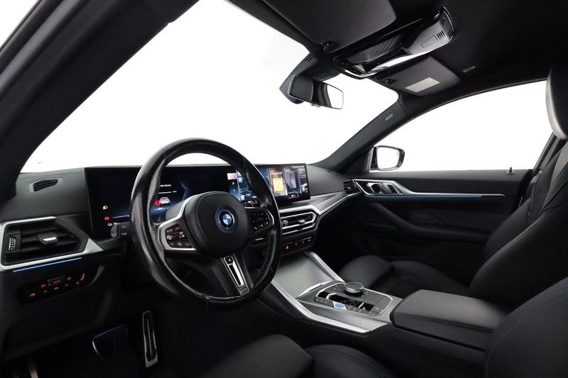BMW i4 bild 11