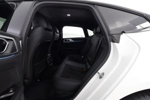 BMW i4 bild 12