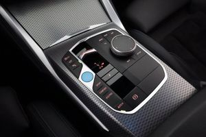 BMW i4 bild 25