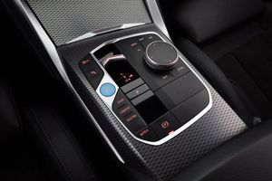 BMW i4 bild 25