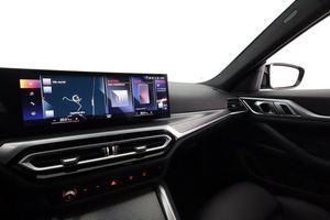 BMW i4 bild 24
