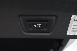 BMW i4 bild 28