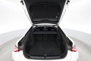 BMW i4 bild 26