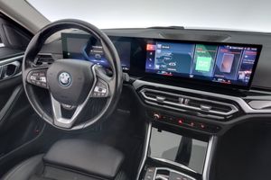 BMW i4 bild 15