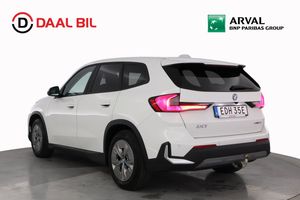 BMW iX1 bild 8