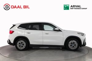BMW iX1 bild 5