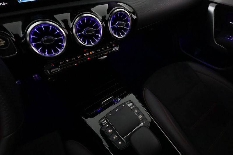 Mercedes CLA250 bild 23