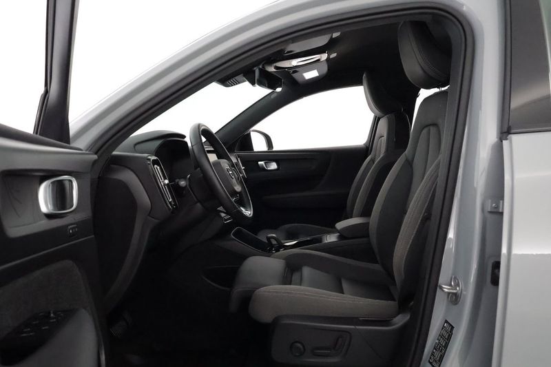 Volvo EX40 bild 10