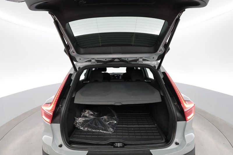 Volvo EX40 bild 25