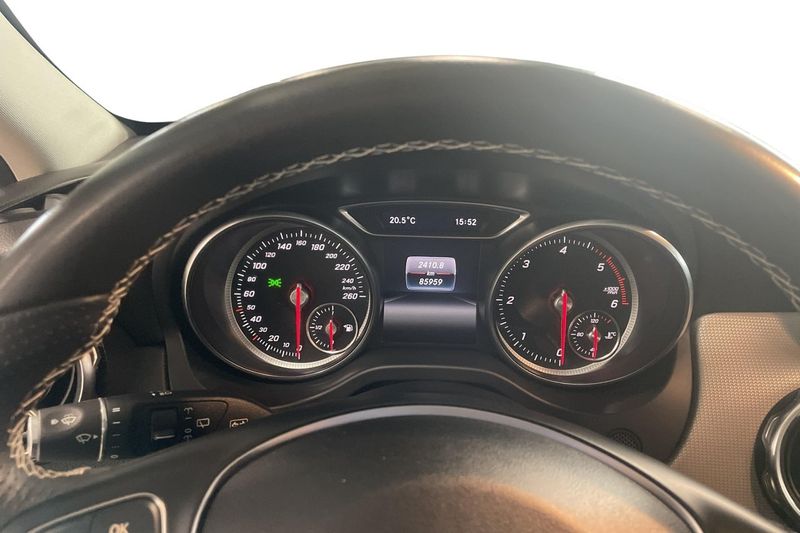 Mercedes GLA200 bild 7