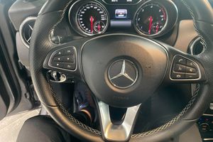 Mercedes GLA200 bild 14